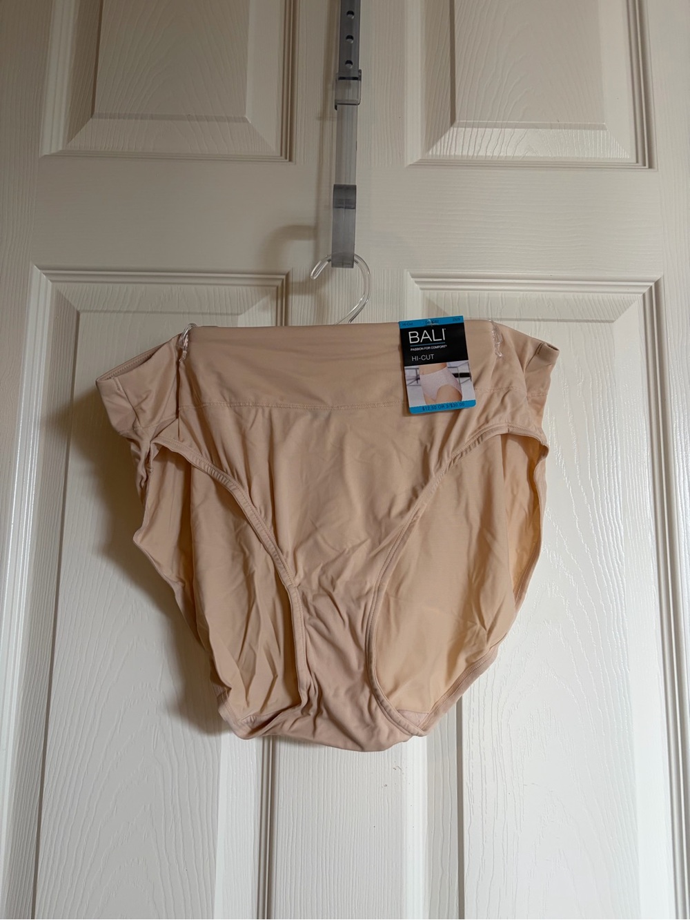 Bali Hi-Cut Briefs in Beige Nude